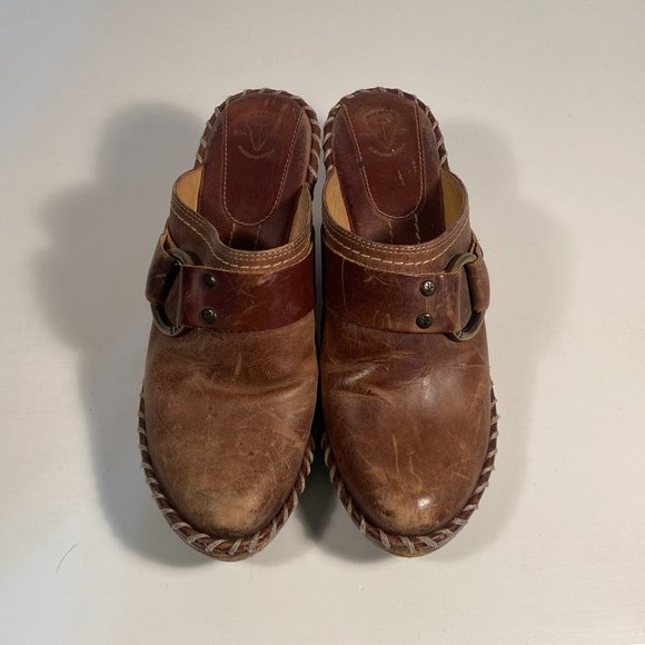 Frye Charlotte Distressed Brown Leather Harness Accent Mules Women Size 9 M - Picture 4 of 9